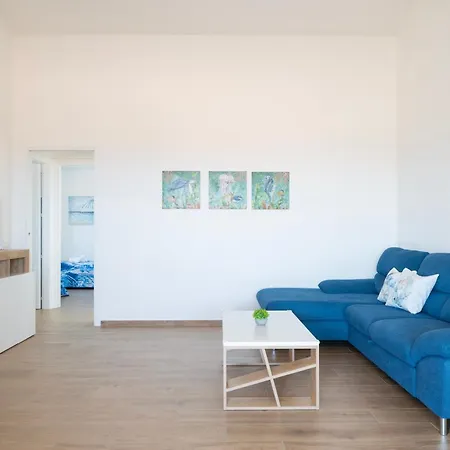Semesterbostad Caletta Bay View - Private *